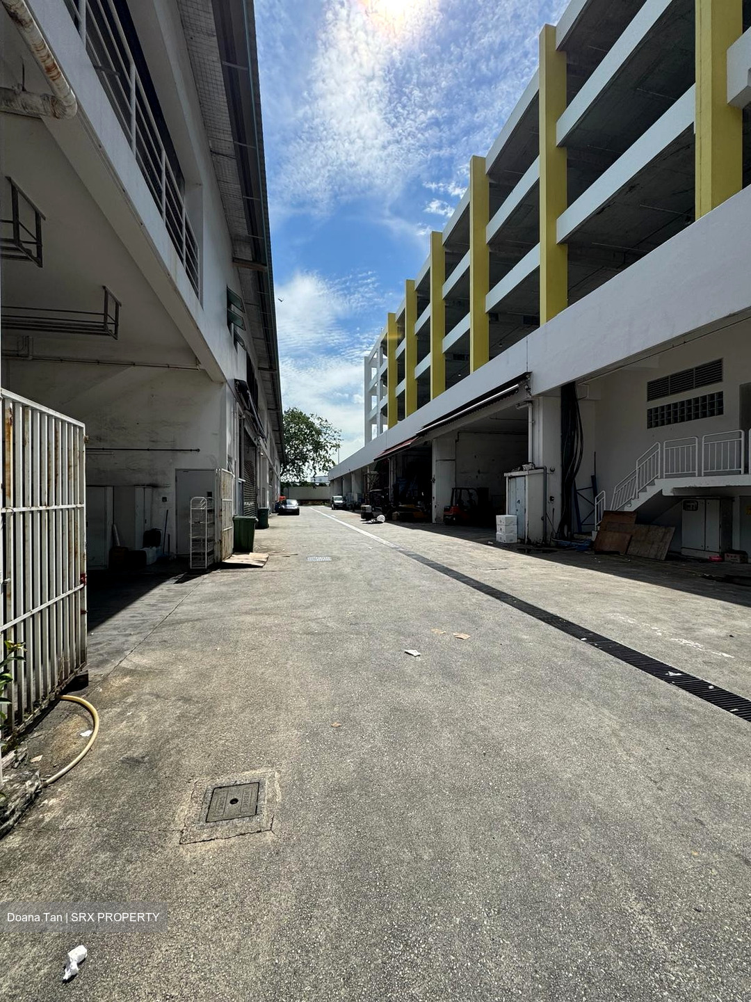 Jurong Food Hub (D22), Warehouse #577830251